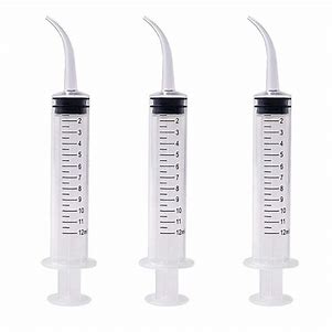 Diaguru Disposable Curved Tip Irrigation Syringe w/ Graduation; 12 cc; Pack/50